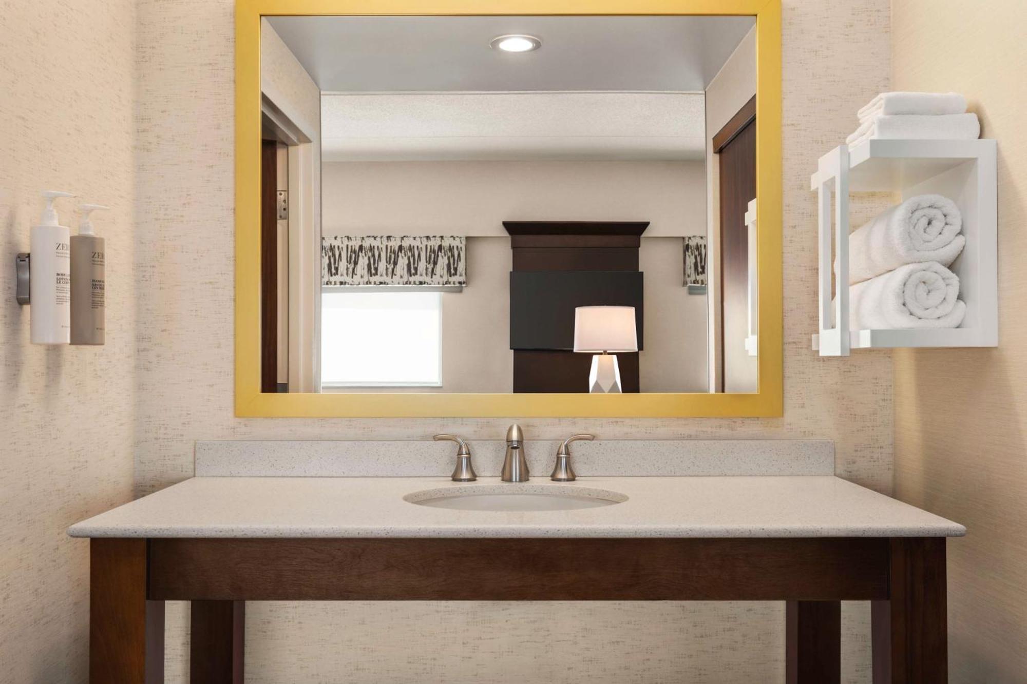 Hampton Inn & Suites Pittsburgh Waterfront West Homestead Exteriér fotografie