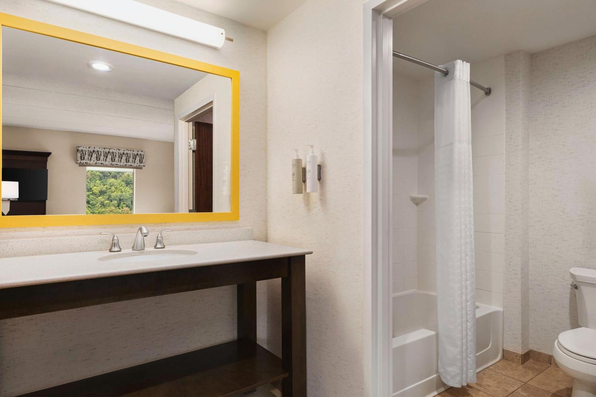 Hampton Inn & Suites Pittsburgh Waterfront West Homestead Exteriér fotografie